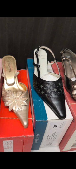 Zapatos de fiesta, dorados y negros talla