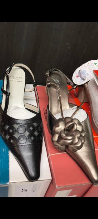 Zapatos de fiesta, dorados y negros talla