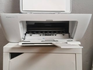 Stampante HP Deskjet 2700e