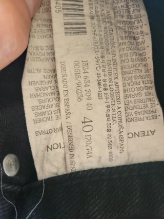 Falda vaquera negra Stradivarius Talla 40