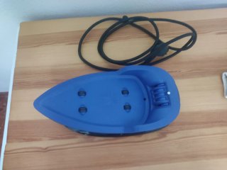 Plancha Rowenta 2400W Azul - Casi Nueva