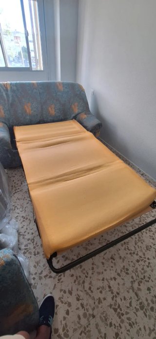 Sofá Cama Tela Azul y Dorado