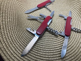 3 Canivetes Victorinox: Climber, Spartan, Waiter