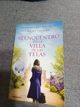 Reencuentro en la villa de las telas