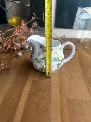 Lechera porcelana inglesa flores