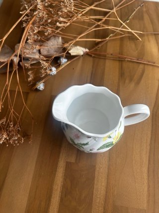 Lechera porcelana inglesa flores