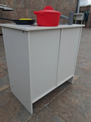 Cocinita de madera infantil