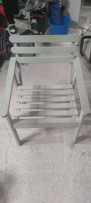 Silla de madera color verde 79*57*55