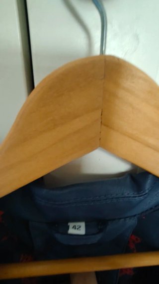 Cazadora de cuero azul