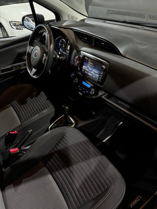 Toyota Yaris Hybrid 69.000KM¡¡¡