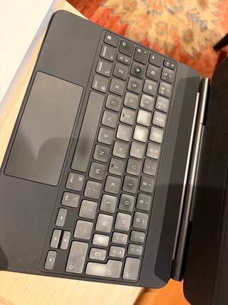 iPad Air 5ª Gen + Teclado Magic Keyboard