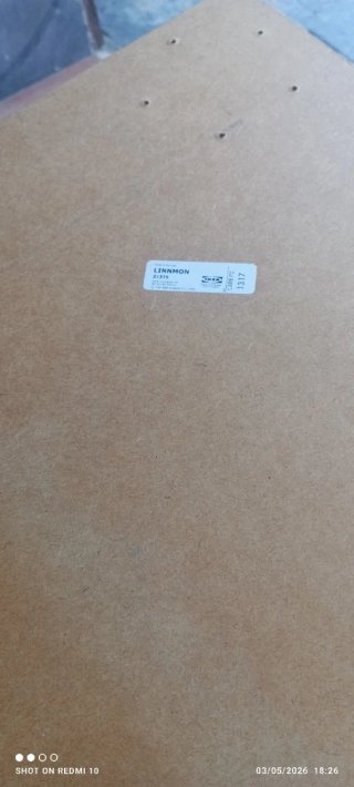 Tablero y caballetes Ikea negro/marrón