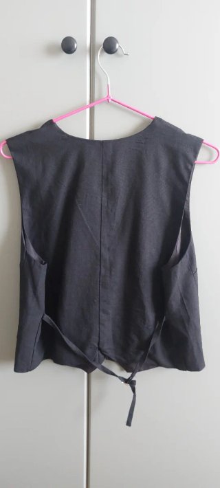 Chaleco Lino Negro PULL&BEAR Talla L