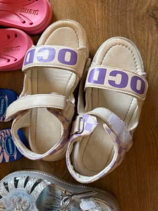 Lote Zapatos Niña: Sandalias y Chanclas