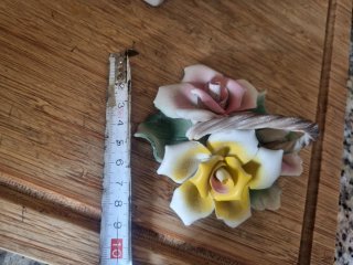 Lote 3 figuras cerámica flores y palomas