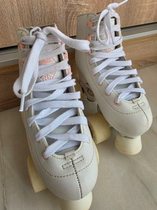Patines blancos de 4 ruedas-decatlhon