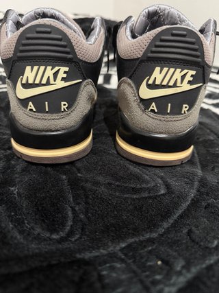 Jordan 3 x A Ma Maniére