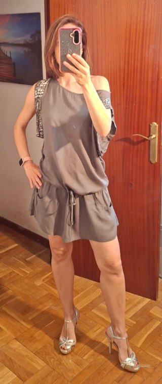 Vestido Bershka corto verde talla S