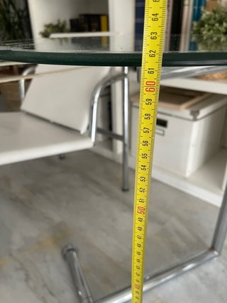 Mesa auxiliar cristal y metal
