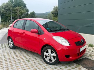 Toyota Yaris 135.000 mil kms 1.3 VVT-i 87cv