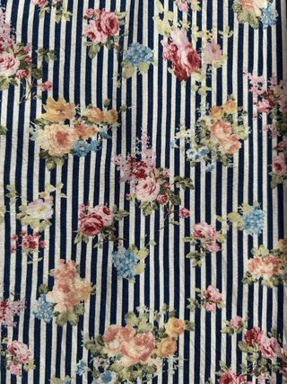 Camisa sin mangas a rayas florales