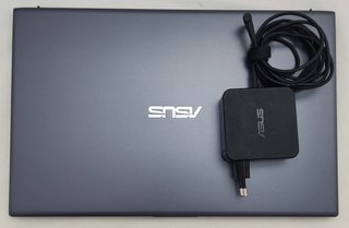 UltraBook 15,6" ASUS 15 X512F i5/12GB/NVMe256GB/BT