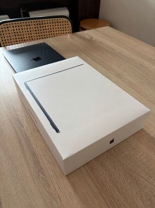 MacBook Air M2 16GB RAM Azul Medianoche