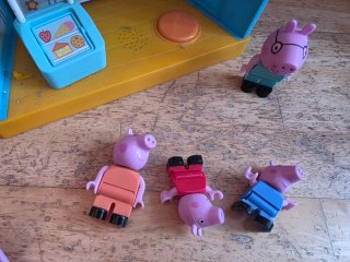 Casa Peppa Pig con figuras