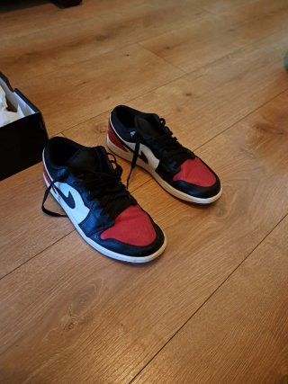 Jordan 1 Low Rosso Nero Bianco