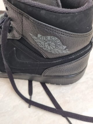 Scarpe Nike Air Jordan Mid Nere