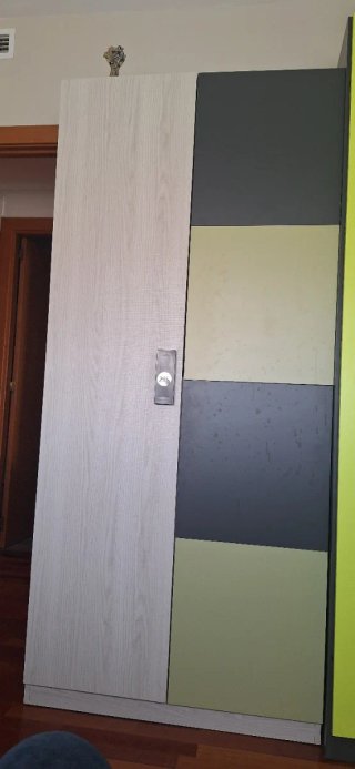 Armario 2 puertas madera  Medidss 90x46x200cm alto