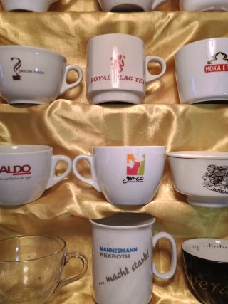 Tazze bar pubblicitarie