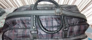 Maleta de viaje + Neceser + Cepillo ropa