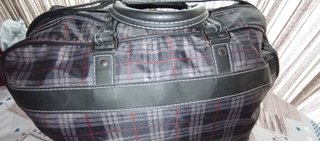 Maleta de viaje + Neceser + Cepillo ropa