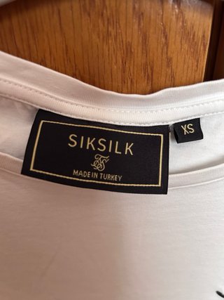 Camiseta SIKSILK Blanca