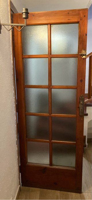 2 Puertas madera maciza con cristales