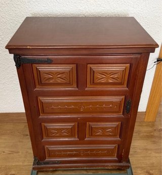 Máquina de coser Singer con mueble