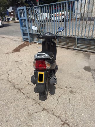 Kymco Vitality Negro
