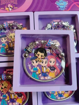 Pulsera K-pop estilo Pandora