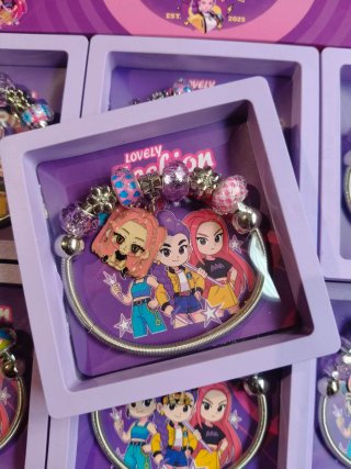 Pulsera K-pop estilo Pandora