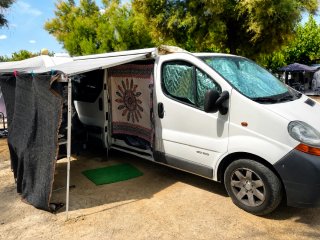 Renault Trafic camper homologada