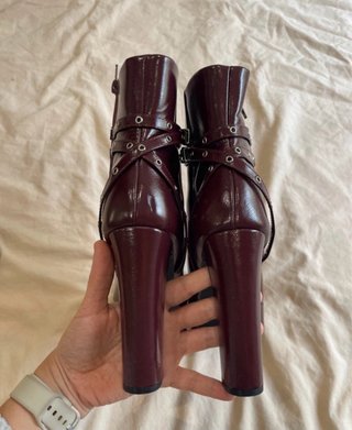 Botines burdeos con plataforma y tacón