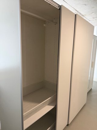 Armario corredero Ikea blanco con todo incluido