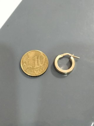 Pendientes de aro unisex de oro nuevos.