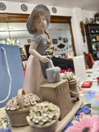 Figura Nadal Niña "Agua para mis Flores"