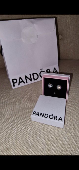 Pendientes Pandora Corazón Brillantes