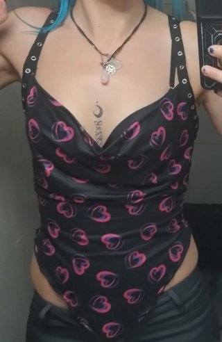 Top Corazón Negro y Rosa