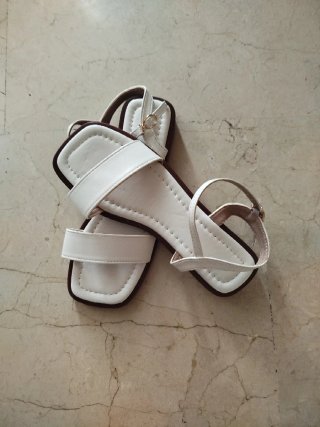 Sandalias blancas mujer
