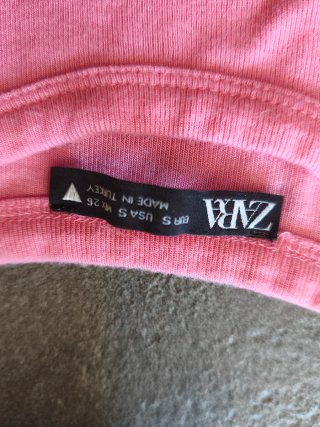 Conjunto Zara Top Rosa y Shorts Blancos SOLO ENVIO