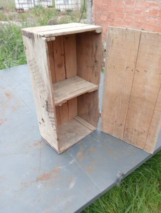 Caja de madera antigua